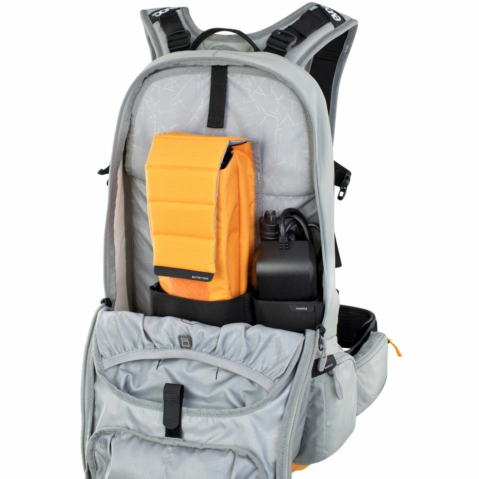 Evoc FR Enduro E-Ride Protector 16L Backpack – Image 7