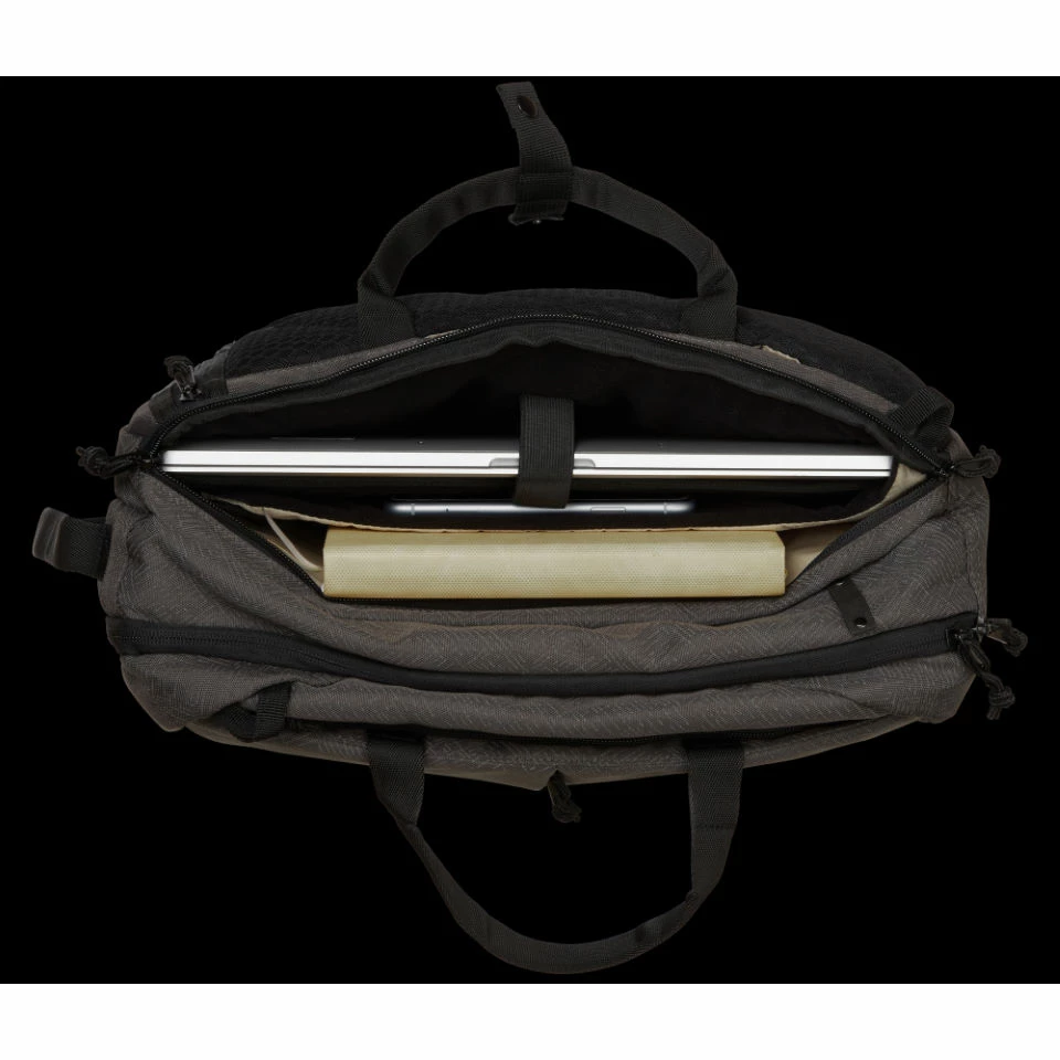 Altura Altura Grid Travel Bag – Image 5