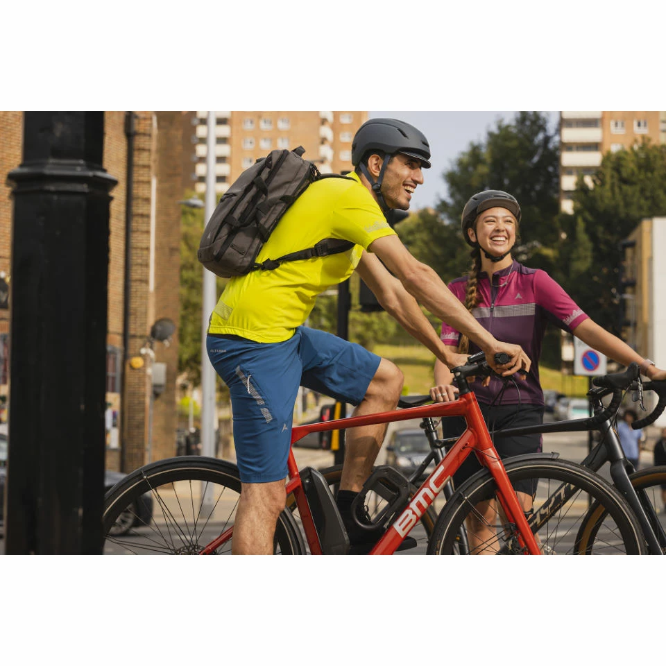 Altura Altura Grid Travel Bag – Image 8